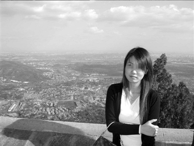 ����Ů���ṩ��QQ�ŵĿռ��У�������֮ǰ�������Ƭ��