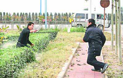 ��ͽ����˵�ҪǮ �ؾ�Χ׷�½ؽ����Ʒ�(��ͼ)