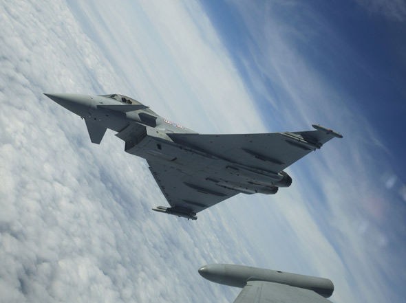 ŷ�޿�ʼ����115��������EF2000ս��(ͼ)