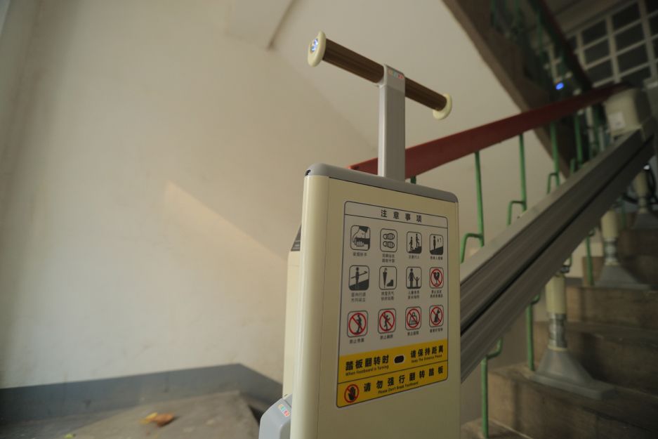 �ݽ��ܣ�����ʽ������ȣ����ִ��������õ͡��װ�װ�����Ұ�װʱ����Ҫ����������ֻ�����ˣ��޷��������Ρ����۵ȣ���Ӧ���������Բ��㡣