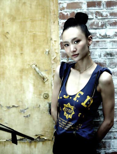图文-星战岩女郎牛萌萌VS张军不经意间的锋芒毕露