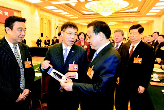 ���ǿ������اˡ�������������˳������з��Ĺؼ�Ӧ����������Ƭ,�������Ǽ���Ŭ��,����һ��,Ϊ������Ϣ��ȫ�����ס�