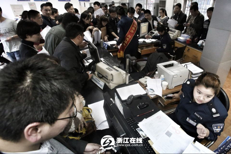 ���������С���Ϣ���³���������Ϊ��