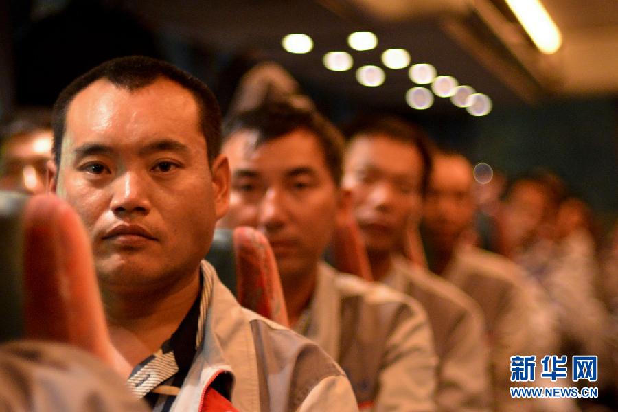 8��2�գ���ͻ��˹��˹�ܵ϶��ڰ����������ǳ�����й������ŶӰ�������������ϣ�97���й�������������Ա��ʹ�ݵ�Э����˳������ͨ��������ȫ���뾳ͻ��˹��