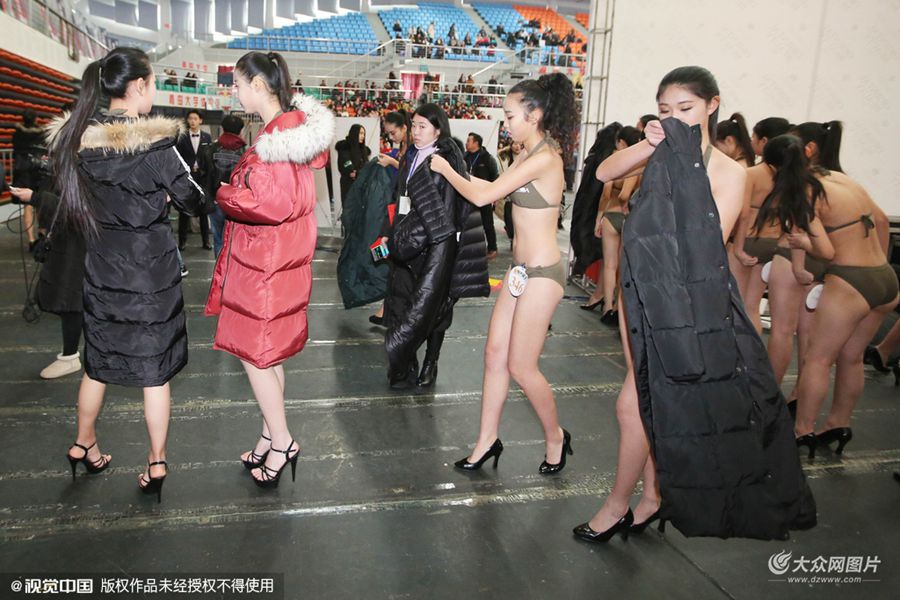 2015��12��28�գ��ൺ��ѧ�����ݣ�2016���������ˡ���ʮһ��ȫ����У��ģ�ء��ճˡ�רҵ�ƽ����У��������й���ʮ������Уǰ����ѡ�硱��